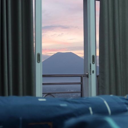 Hotel Narwastu Hills Tomohon Esterno foto